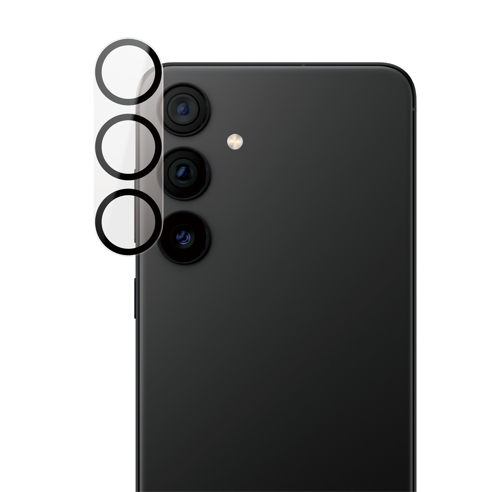 Gros plan sur l'arrière d'un téléphone noir avec des protecteurs d'objectif de caméra installés.
