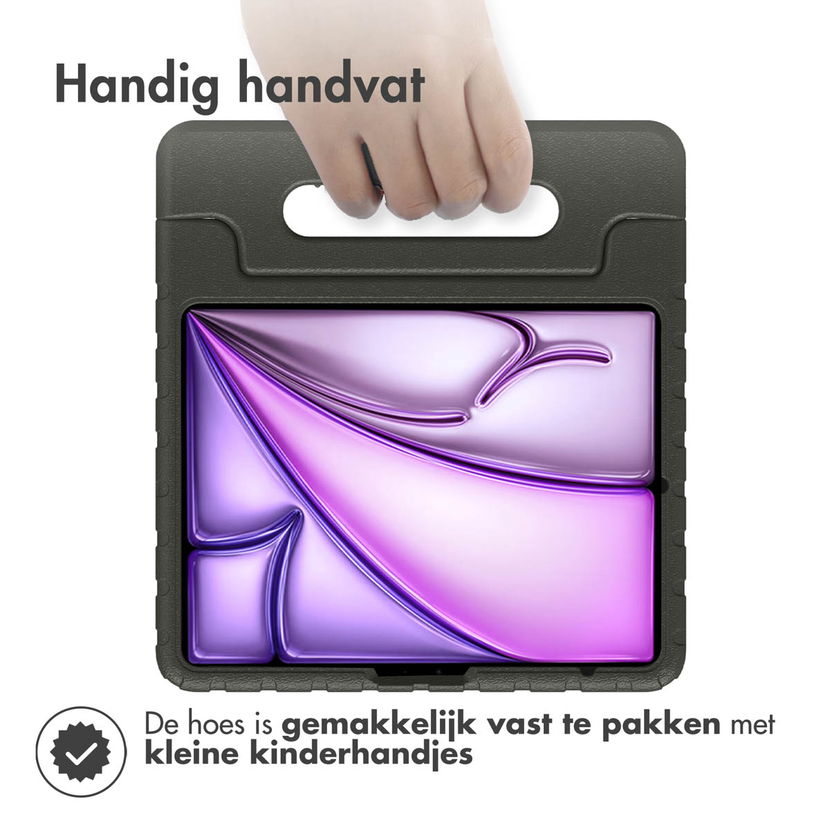 Coque de tablette noire avec une main qui la tient. L'écran de la tablette est visible. Fond blanc.