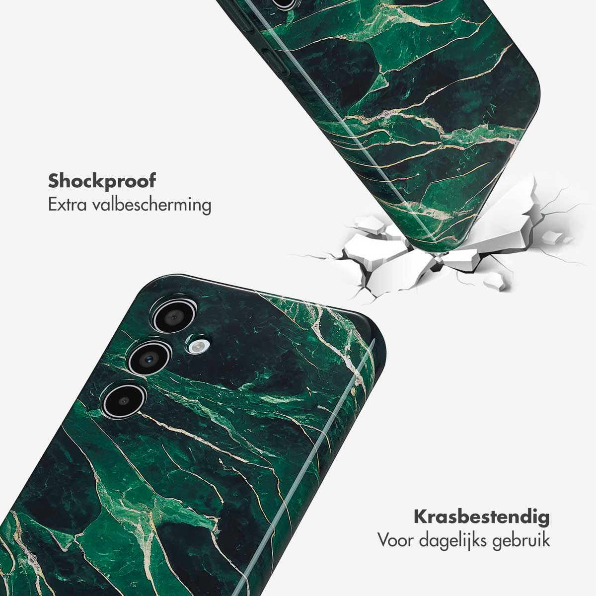 Coques de téléphone en marbre vert, une tombant et une fissurée.