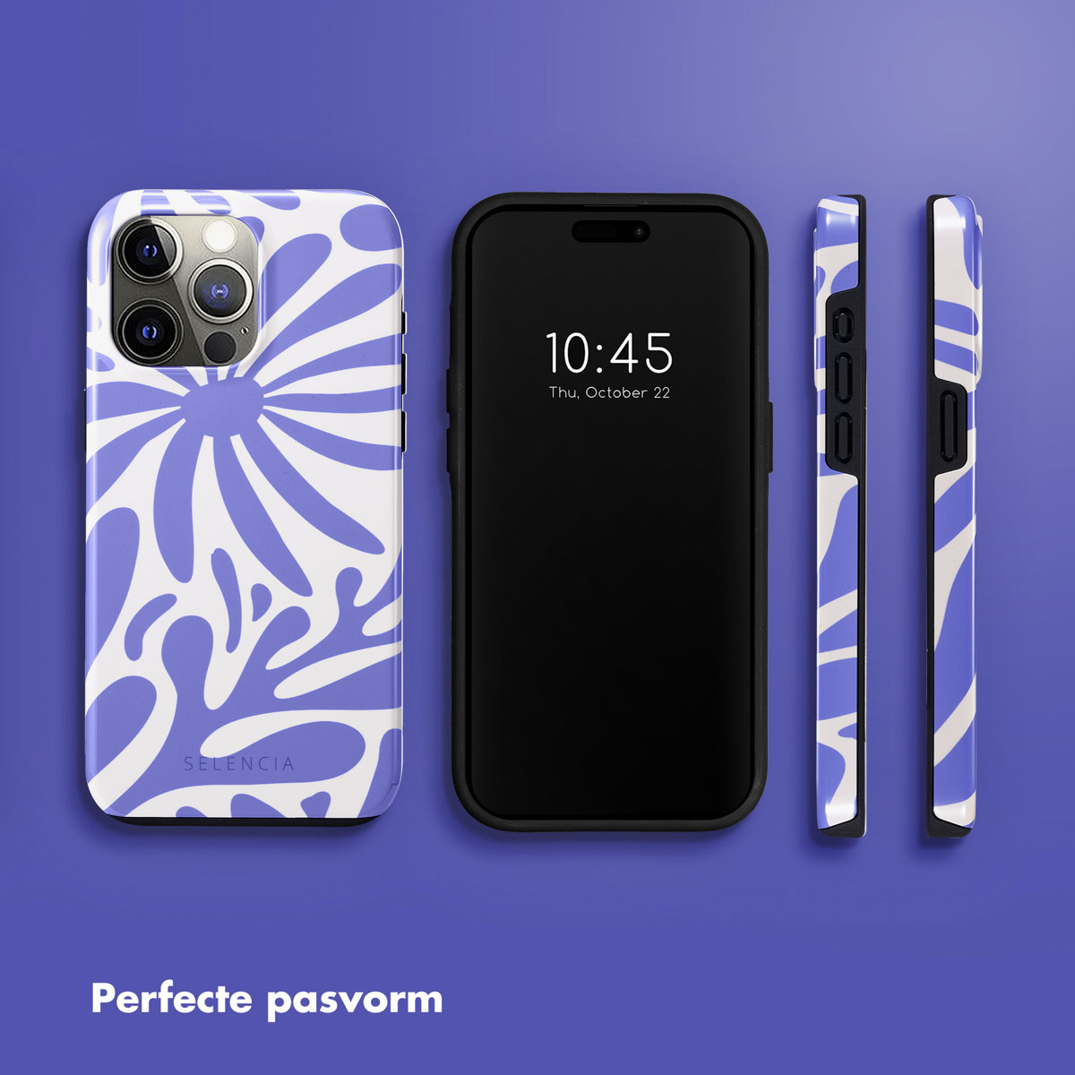 Telefoonhoesje met een blauw en wit bloemenontwerp. Een zwarte telefoon toont de tijd, "10:45".