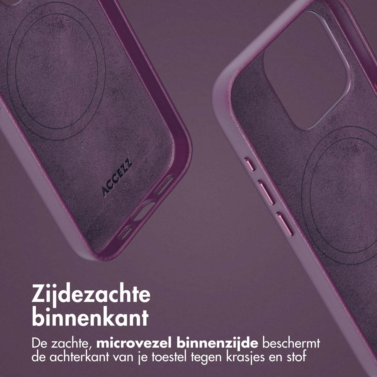 Deux coques de téléphone violettes, l'une montrant l'intérieur avec le texte ACCEZZ.