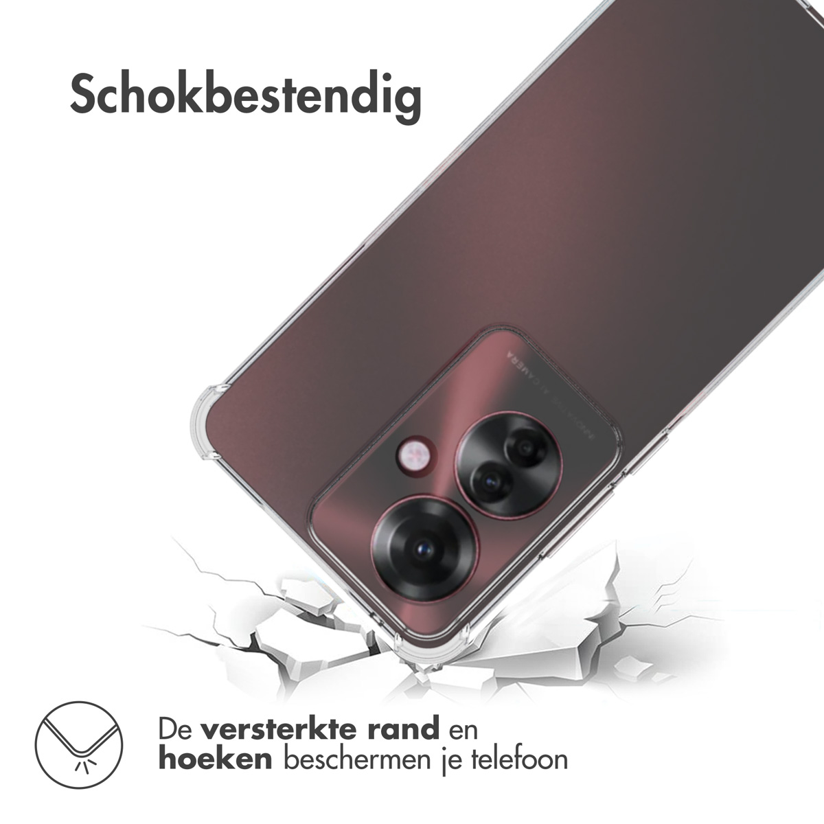 Coque transparente avec coins renforcés, en chute. Le téléphone tombe, la coque est transparente.