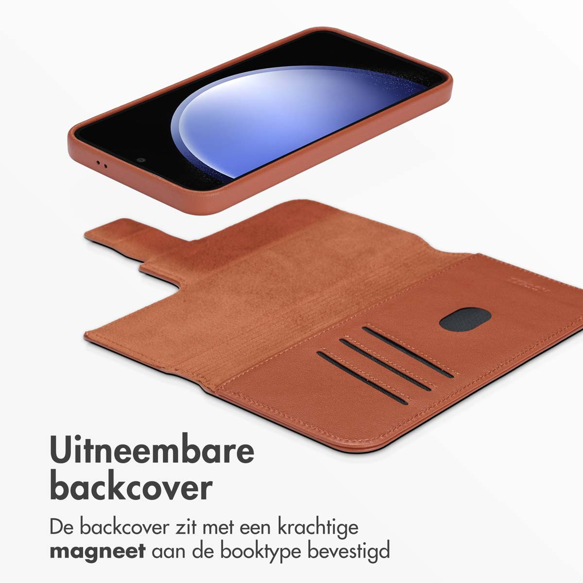 Bruine telefoonhoes en hoes. Tekst: Afneembare achterkant. De achterkant wordt met een sterke magneet bevestigd.