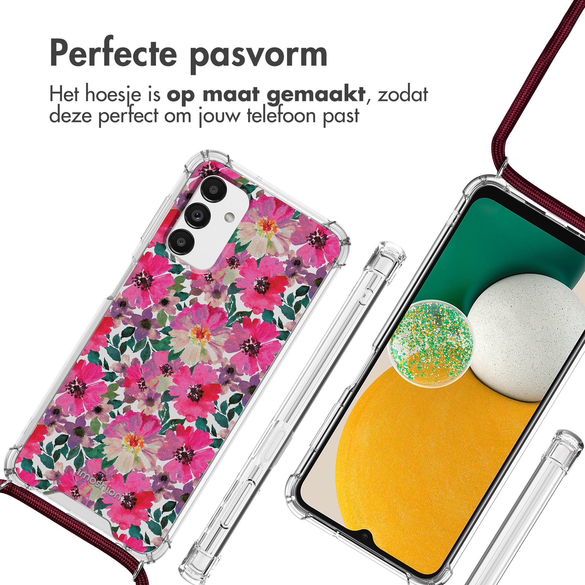 Coque de téléphone transparente avec des fleurs roses. Coque avec téléphone et sangle.
