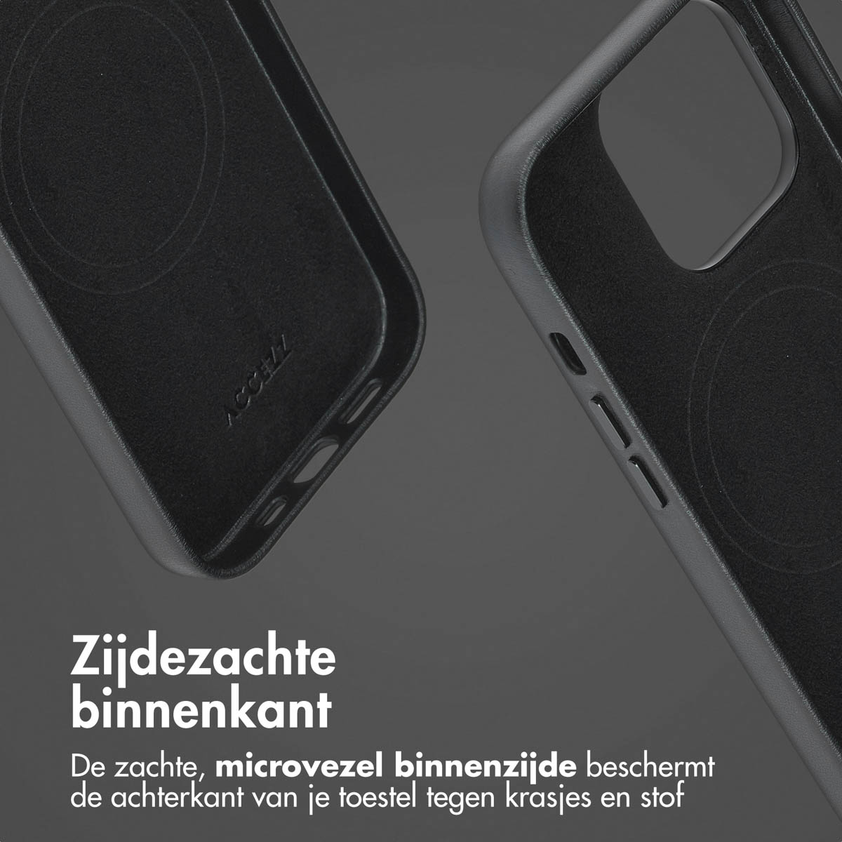 Interno della custodia del telefono nero realizzato in materiale morbido. L'interno è nero.