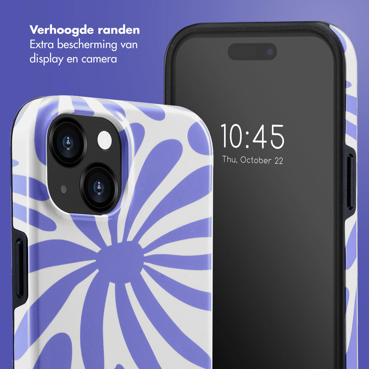 Téléphone dans un étui avec un motif floral. L'heure est affichée sur l'écran du téléphone. L'étui a des bords surélevés.