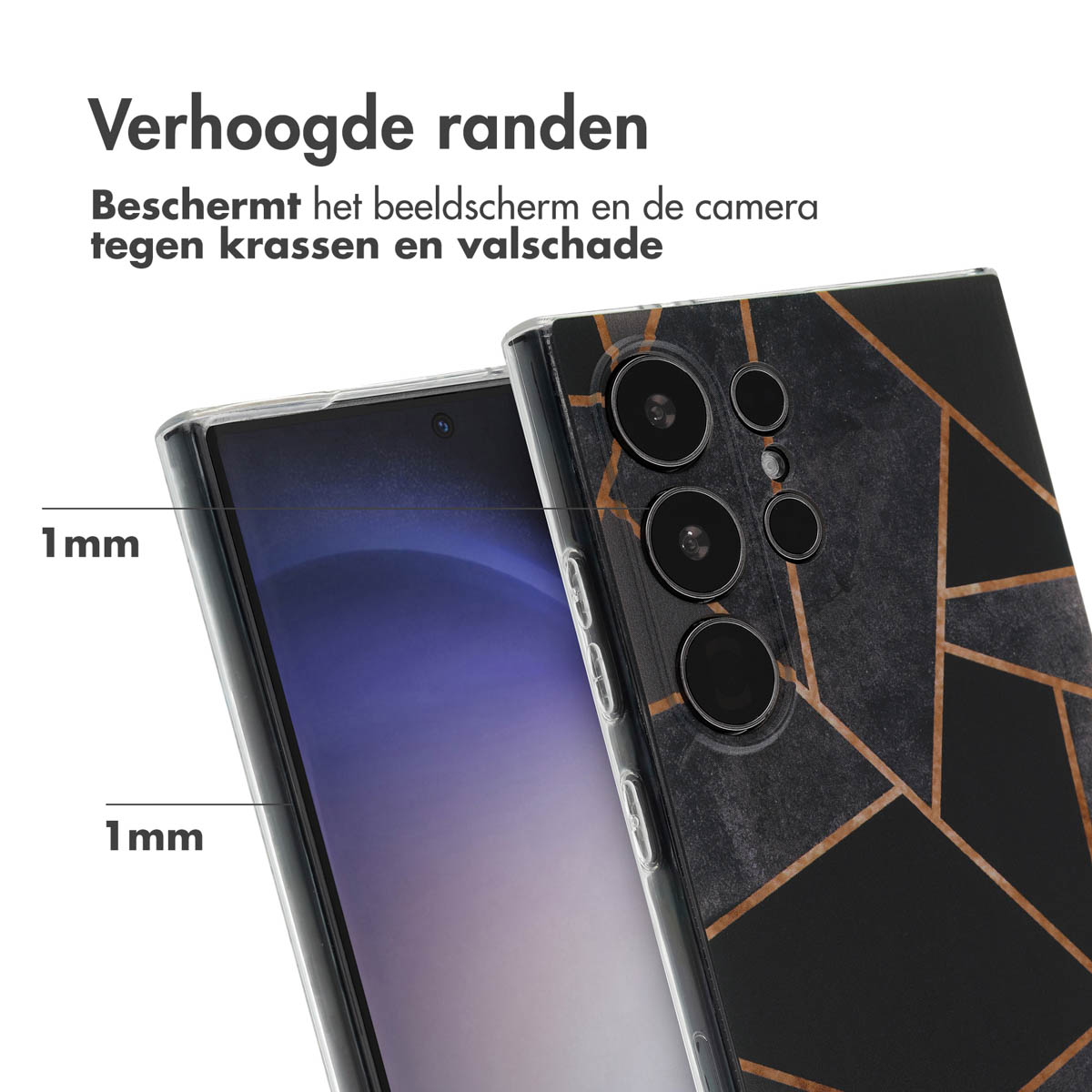 Telefoon met zwart-gouden hoesje. Het hoesje heeft een marmerpatroon met verhoogde randen.
