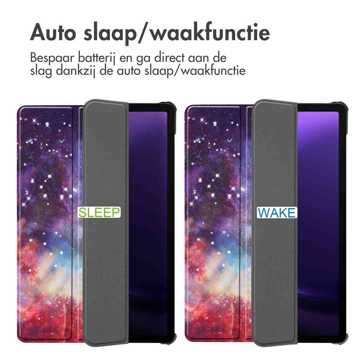 Deux étuis pour tablette, un ouvert affichant le texte SLEEP, l'autre WAKE, les deux montrant un design galactique.