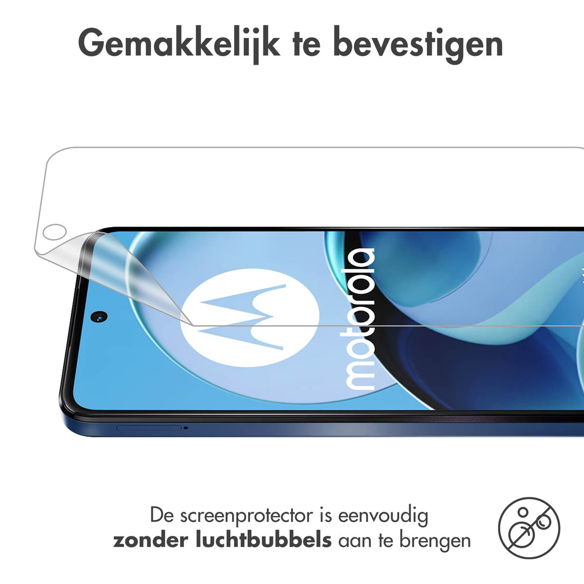 Een schermbeschermer wordt aangebracht op een telefoon met het Motorola-logo.