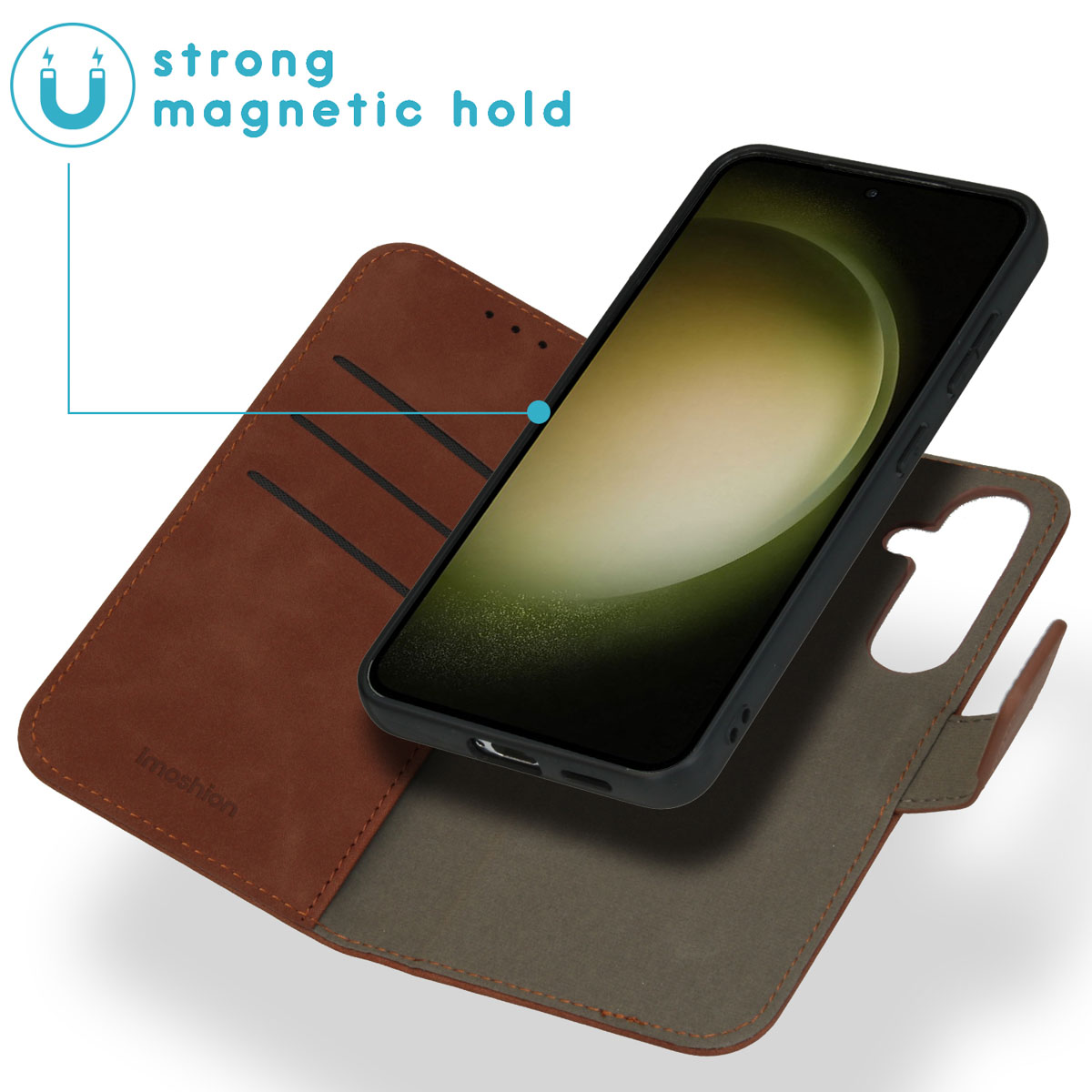 Bruine telefoonhoes, telefoon in gebruik. Tekst: Sterke magnetische grip.