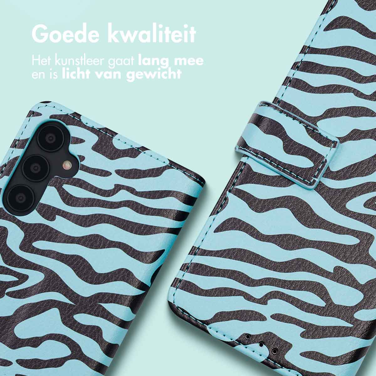 Coque de téléphone à motif zébré. Le motif est noir et sarcelle. L'étui est ouvert.