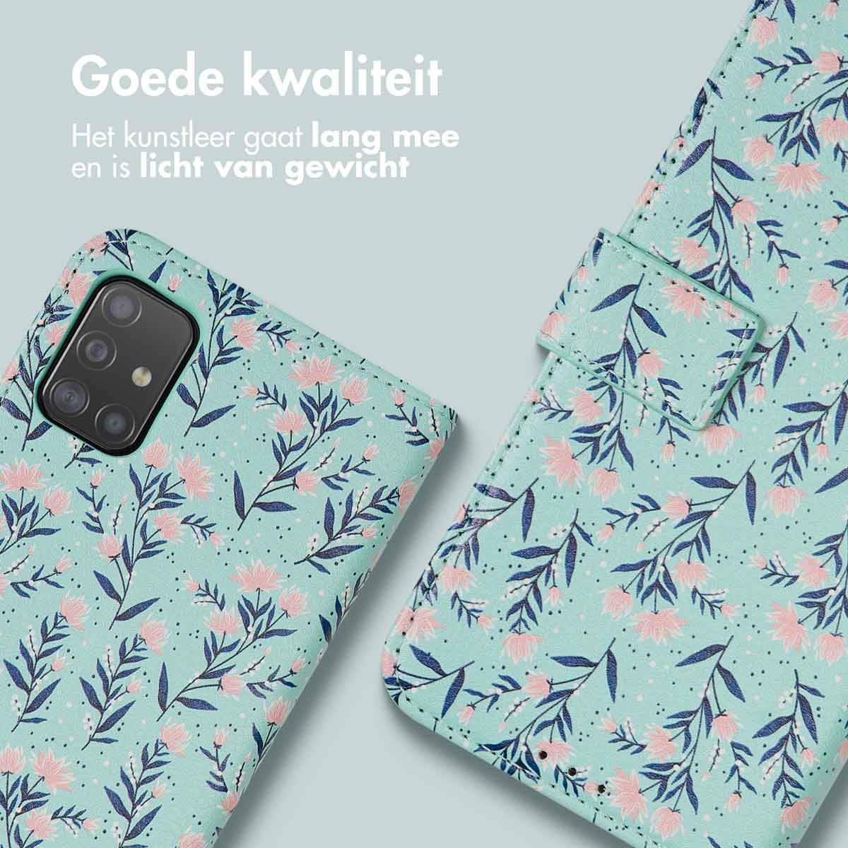 Telefoonhoesje met bloemenpatroon, lichtblauwe achtergrond. Hoesje is open.
