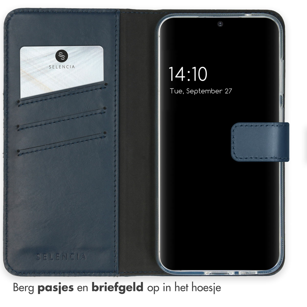 Un étui de téléphone bleu foncé avec un téléphone à l'intérieur est montré. Le téléphone affiche l'heure et la date. Une carte est dans l'étui.