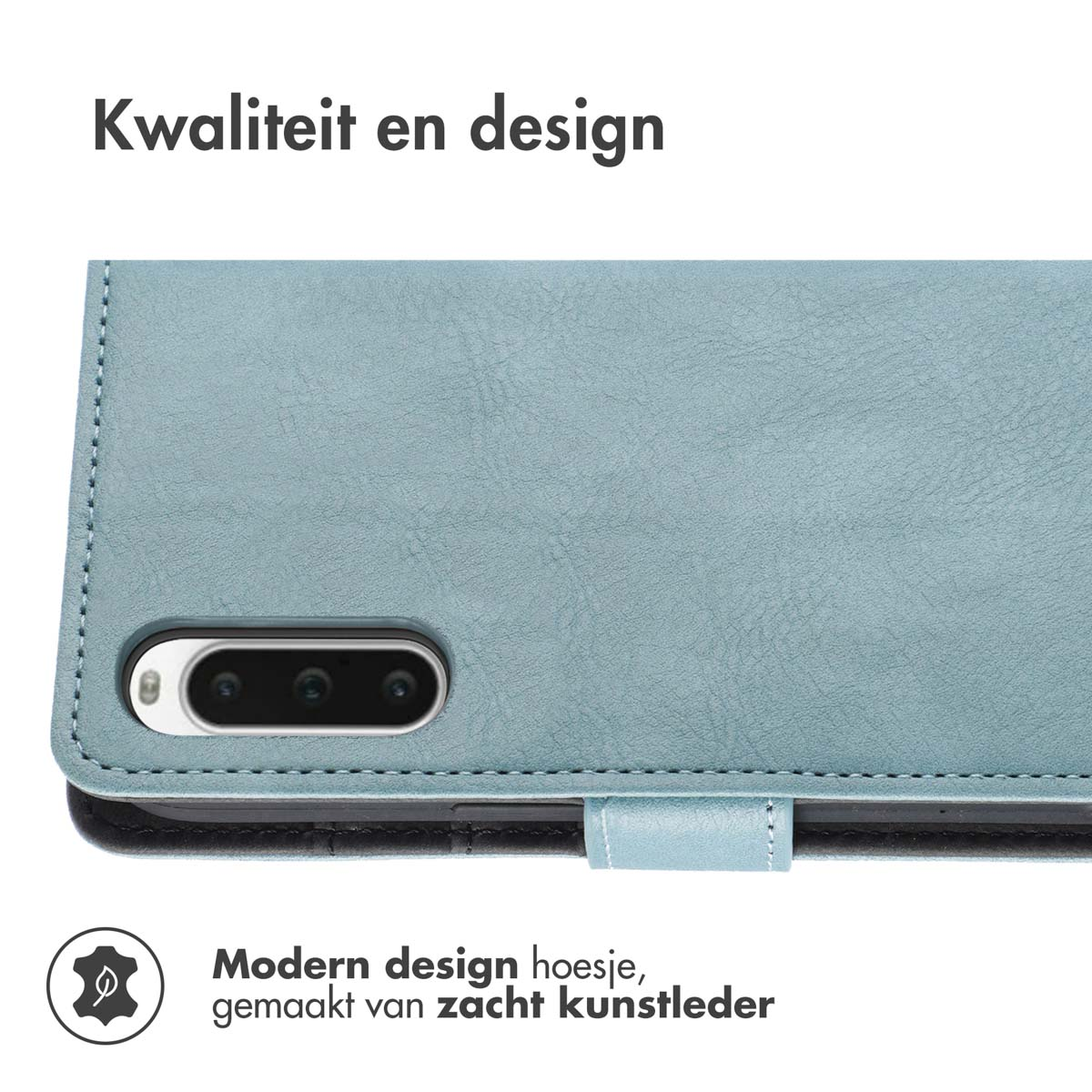 Gros plan d'une coque de téléphone bleue avec la caméra du téléphone visible.
