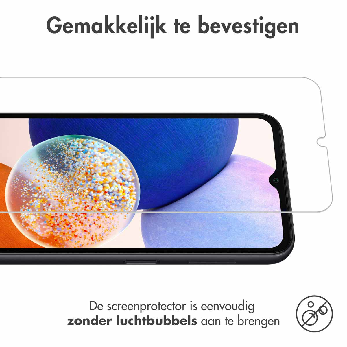 Schermbeschermer aangebracht op telefoon. De beschermer is helder, telefoon heeft blauwe achtergrond.