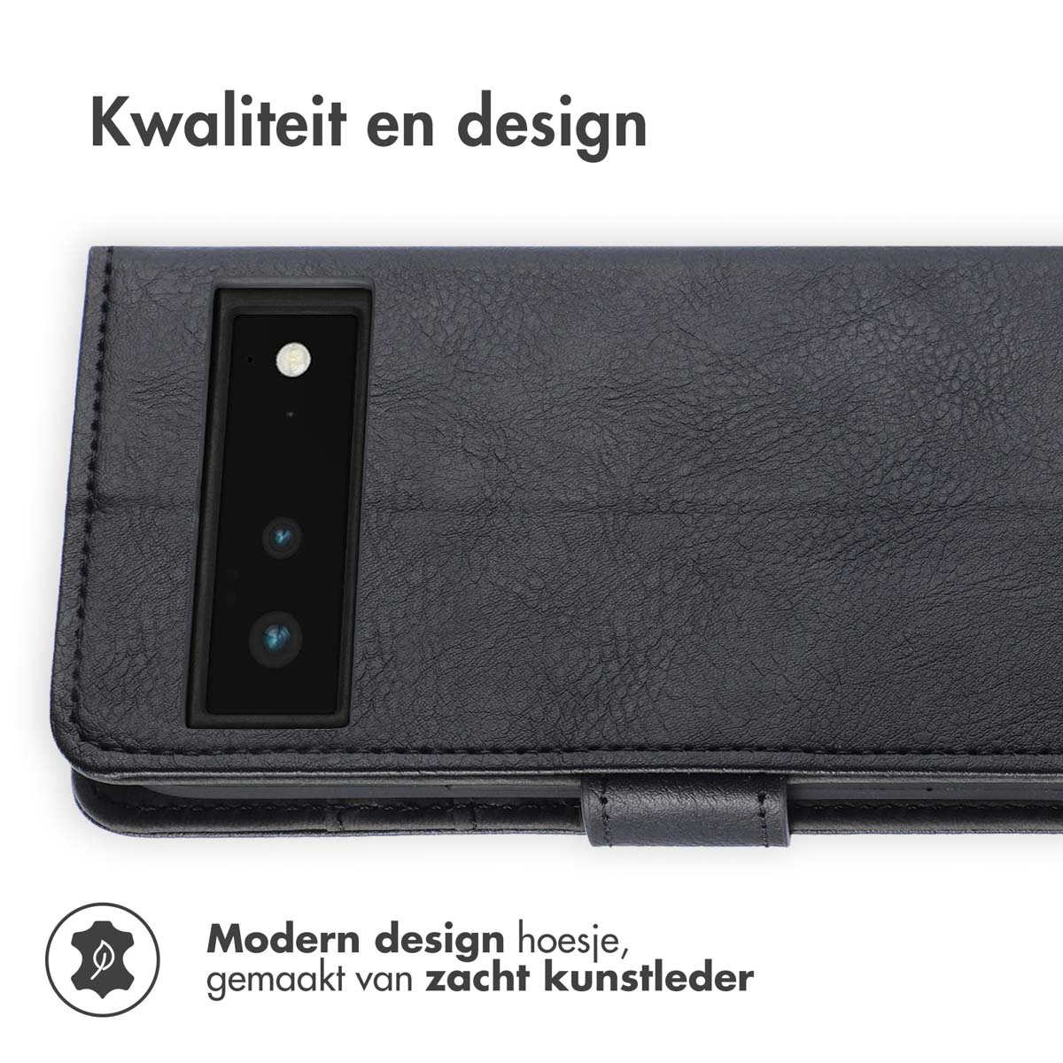 Coque noire. Le téléphone est à l'intérieur. La coque a une fermeture magnétique.