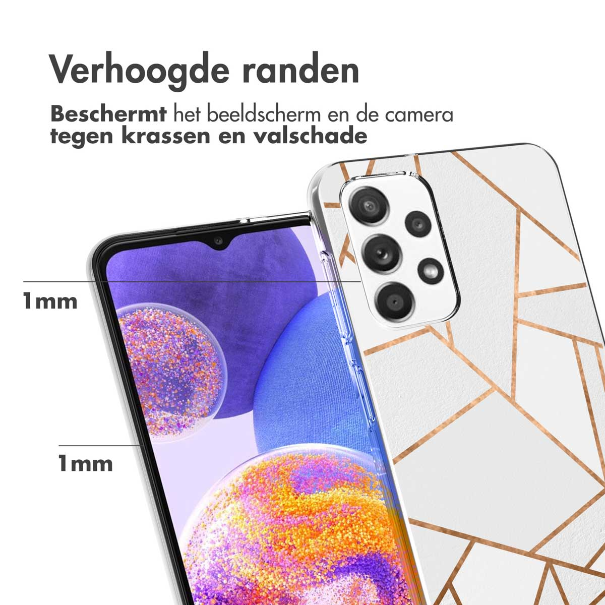 Telefoonhoesje met witte achtergrond, goud geometrisch patroon en 1 mm verhoogde randen.