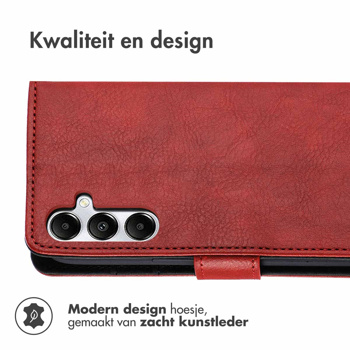 Rode leren telefoonhoes in gesloten positie. Een camera-uitsparing is zichtbaar. De achtergrond is wit.