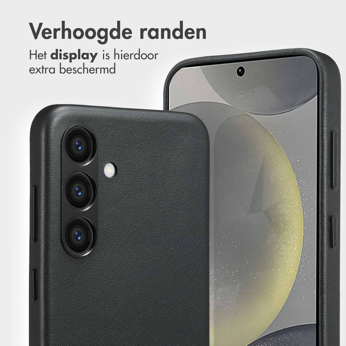 Zwarte telefoonhoes met een telefoon. Het scherm van de telefoon is zichtbaar. De hoes heeft verhoogde randen.