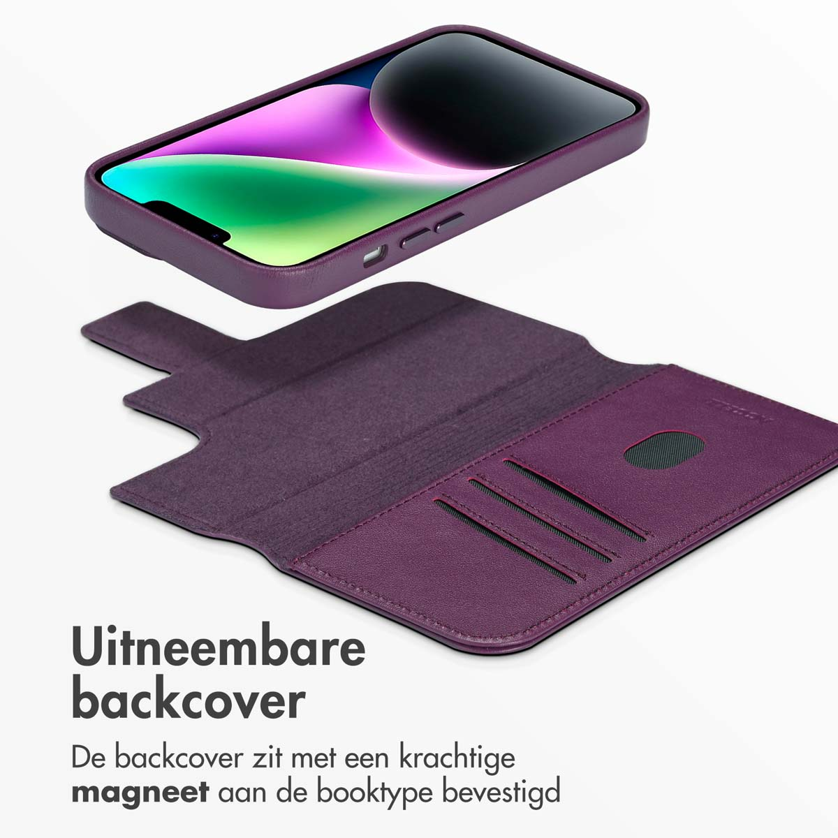 Paarse telefoonhoes. Open hoes, met telefoon. Paars aan de buitenkant, donker binnen.