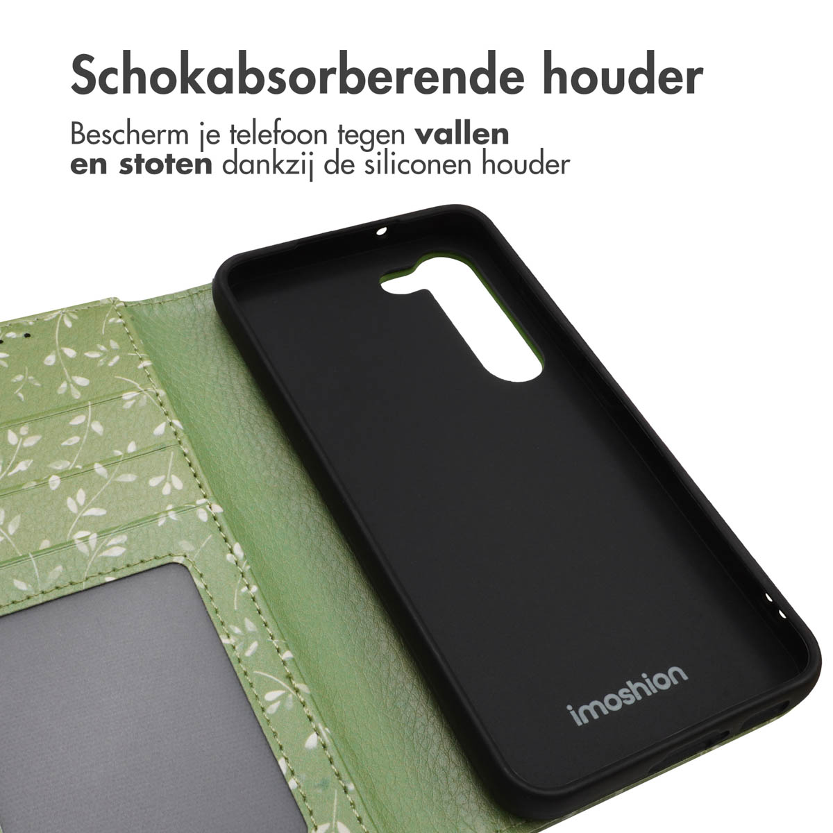 Groene telefoonhoes en zwarte telefoonhouder. De telefoonhouder heeft een uitsparing voor de camera.