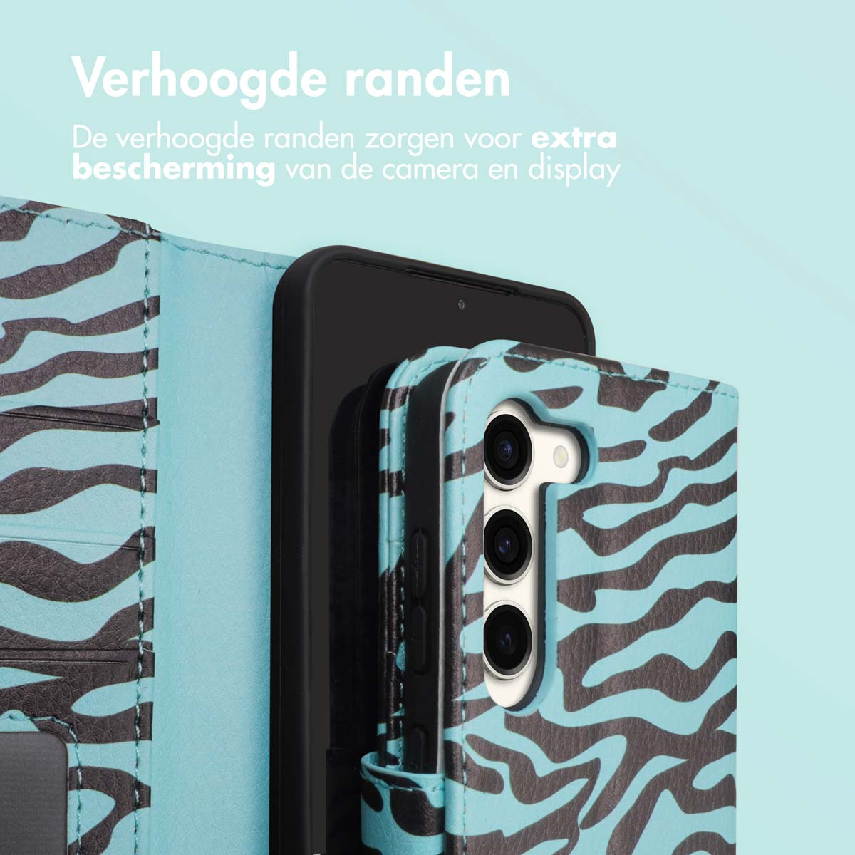 Blauwe en zwarte telefoonhoes met zebrapatroon. Tekst zegt: Verhoogde randen.