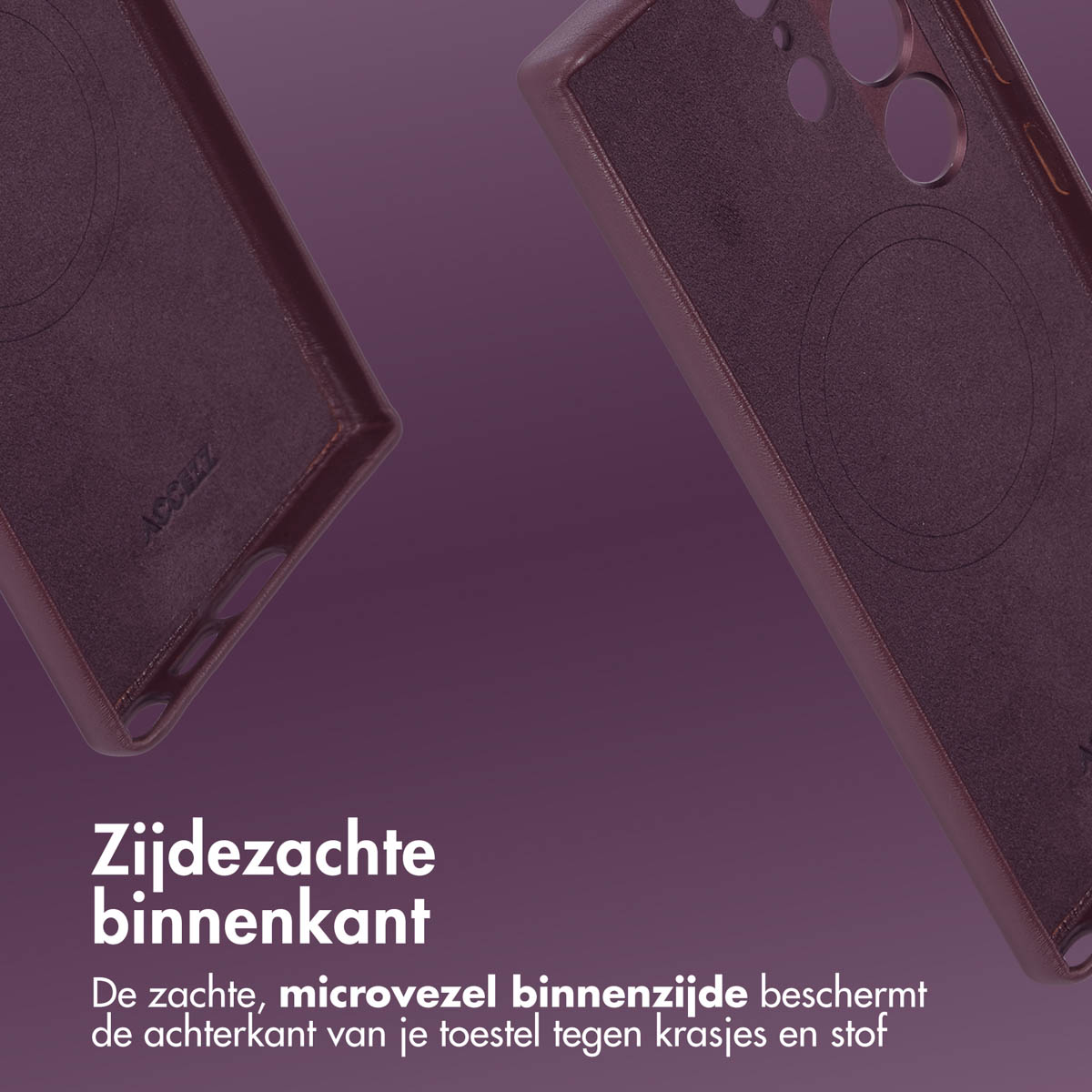 Close-up van een telefoonhoesje, met een bruin interieur en de tekst 'Zijdezachte binnenkant'.