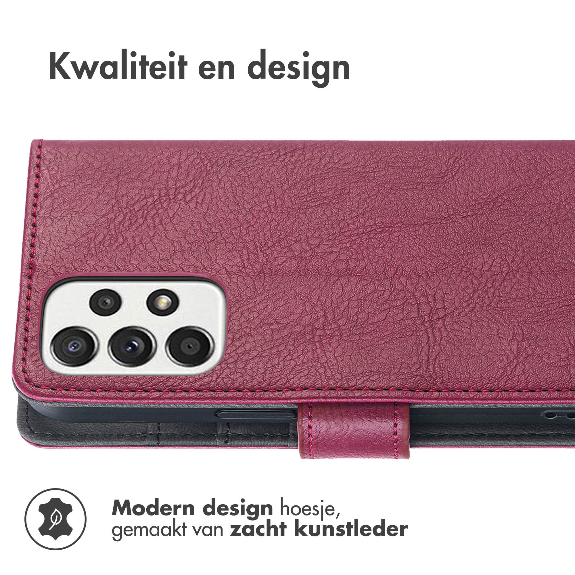 Telefoonhoes, close-up. Bourgondische leren hoes met zichtbare telefooncamera. Het ontwerp is modern.