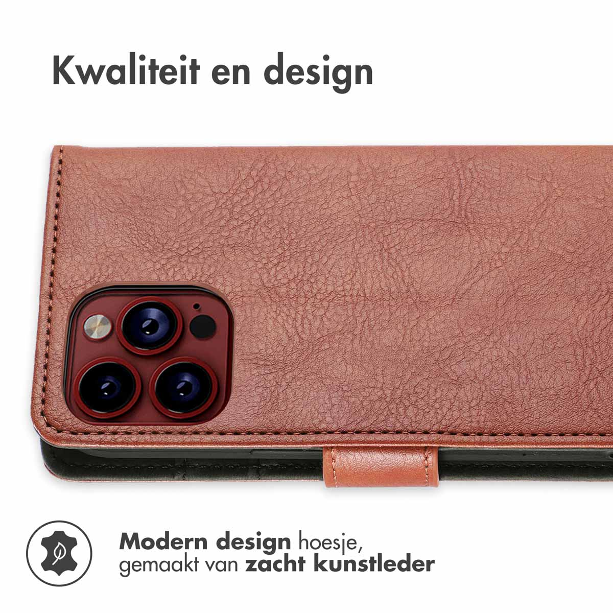 Nahaufnahme einer braunen Leder-Handyhülle mit Telefon. Die Hülle hat Nähte und einen Magnetverschluss.
