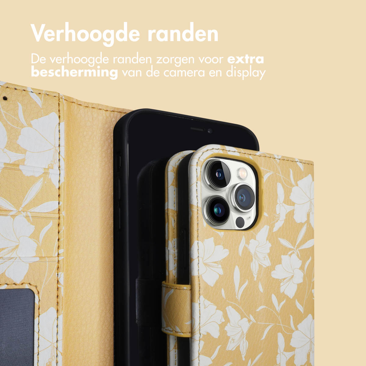 Gele bloemen telefoonhoes met een zwarte telefoon erin, en een portemonneehoes met witte bloemen.