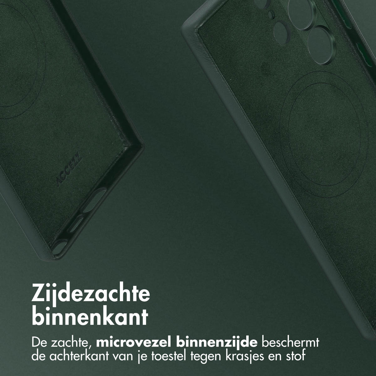 Donkergroene telefoonhoes met telefoon erin. De binnenkant van de hoes.