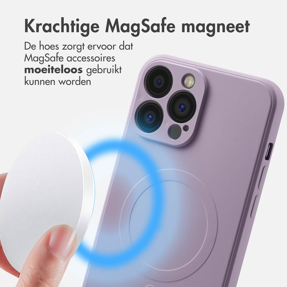 Un étui de téléphone violet avec un chargeur MagSafe blanc. Le téléphone a un anneau MagSafe à l'arrière.