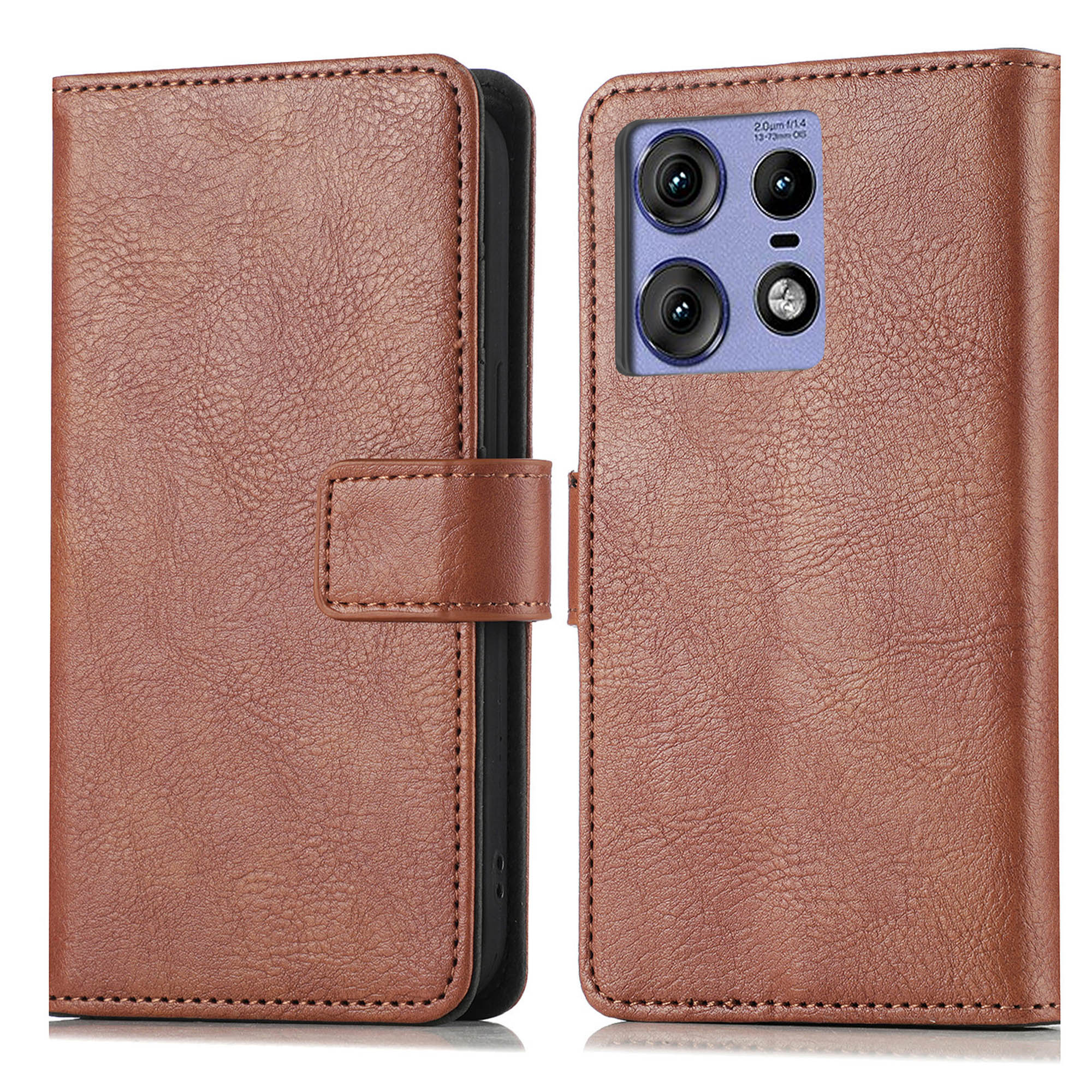 Un étui de téléphone en cuir marron fermé. L'avant a une fermeture magnétique.