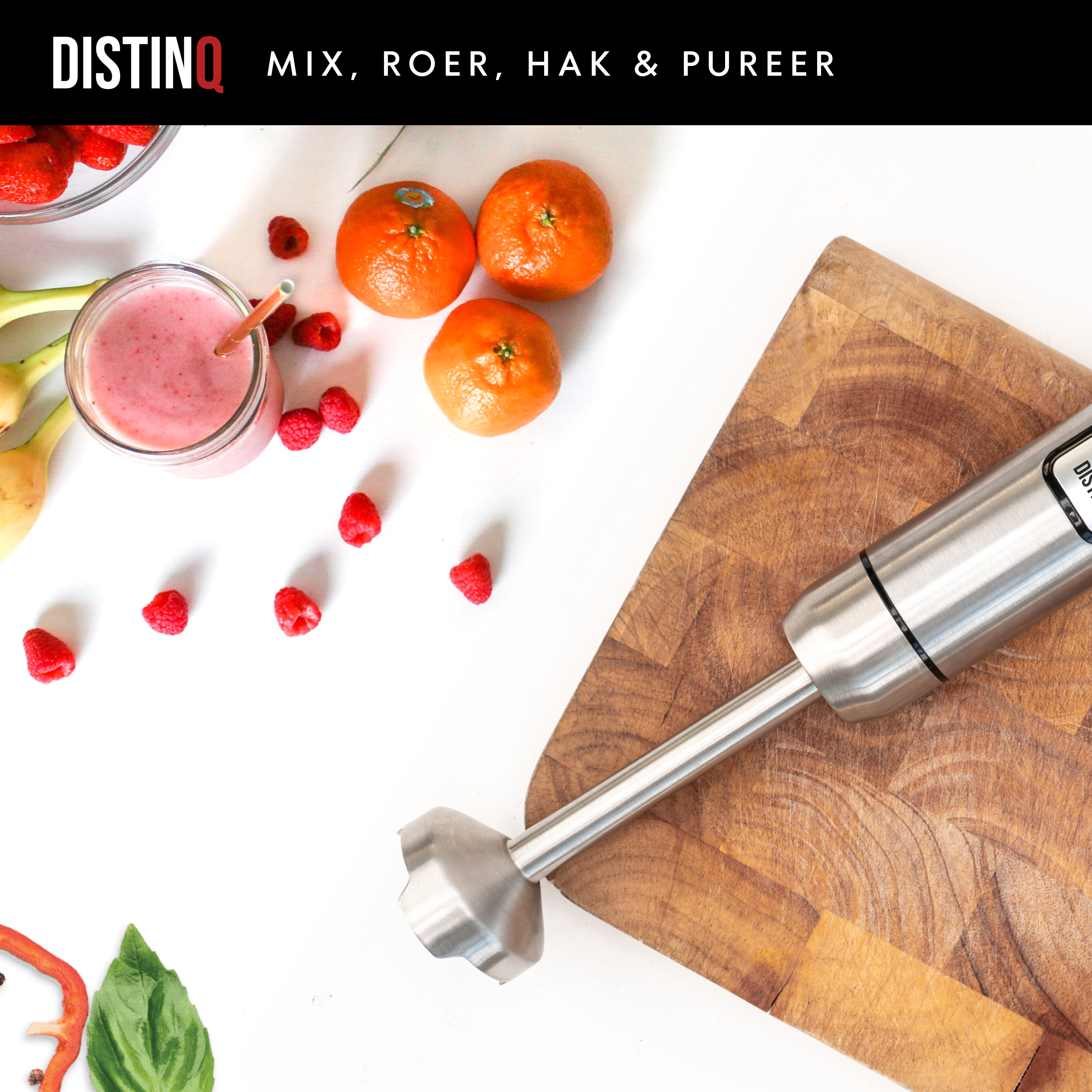 Blender with smoothie, fruits, and cutting board. 'DISTINQ' text.
