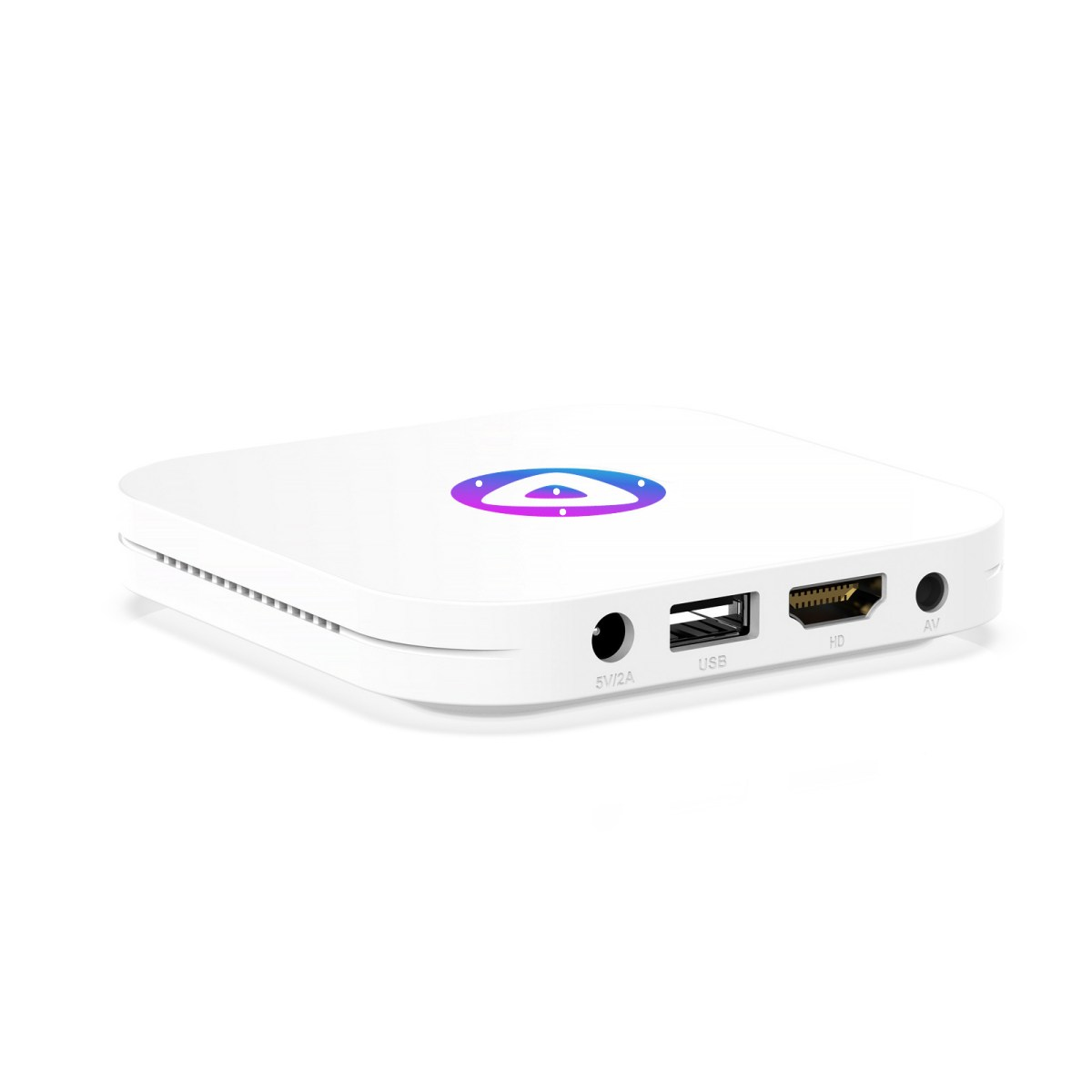 Weiße Android TV-Box. Das Gerät hat Anschlüsse und ein Logo auf der Oberseite. Die Anschlüsse sind sichtbar.