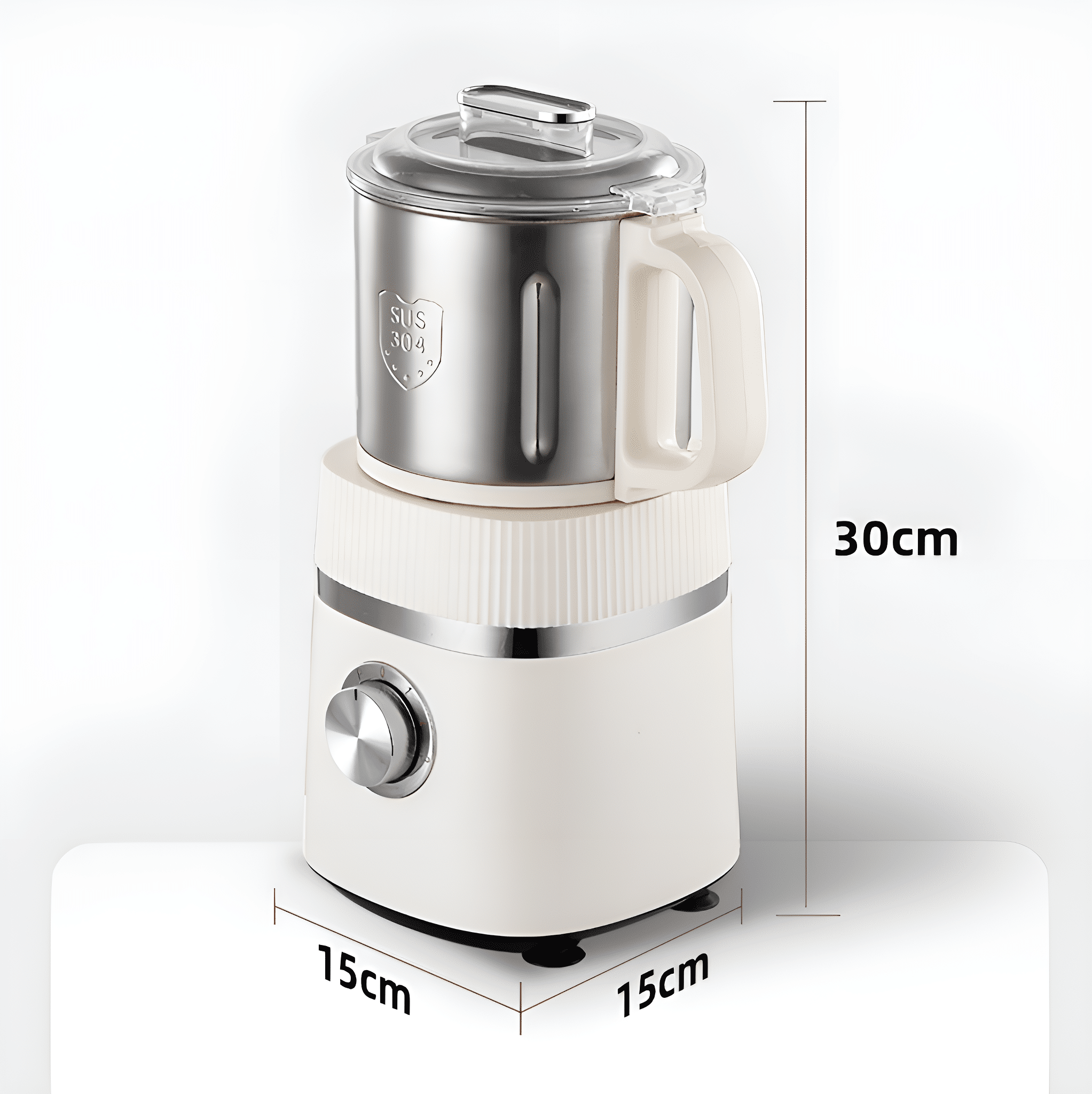 Ein weißer Foodprozessor mit beschrifteten Abmessungen. Die Höhe beträgt 30 cm, die Basis 15 cm x 15 cm. Er hat einen Edelstahlbehälter.