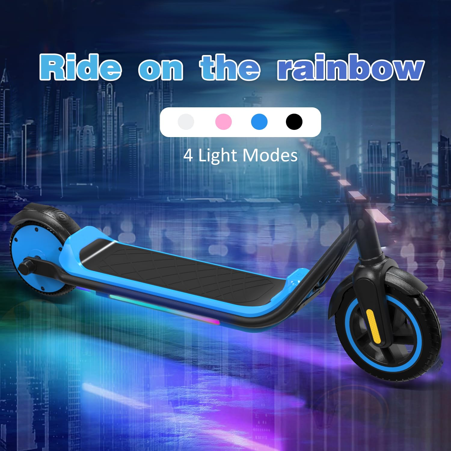 Ein blau-schwarzer Elektroroller mit Regenbogen-Grafik auf reflektierender Oberfläche und Stadtkulisse.
