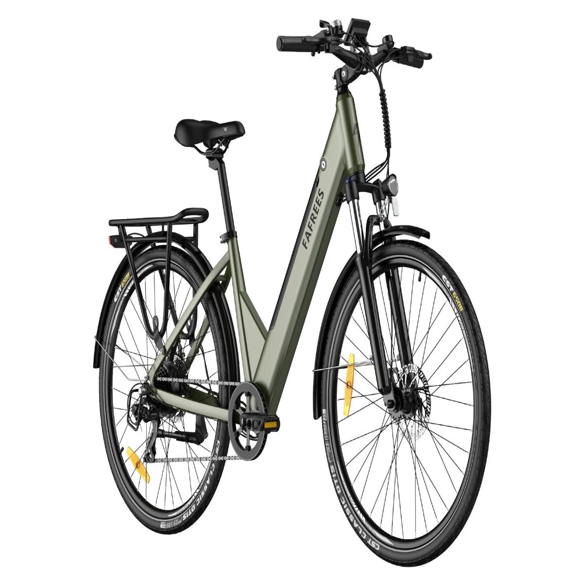 Grünes Elektrofahrrad, Vorderansicht, freigestellt auf weißem Hintergrund.