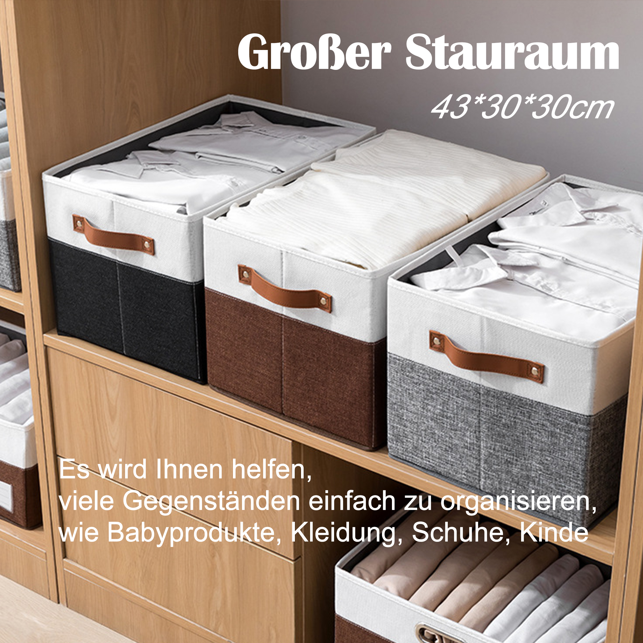 Regale mit Aufbewahrungsboxen, einige offen, gefüllt mit Kleidung und anderen Gegenständen.