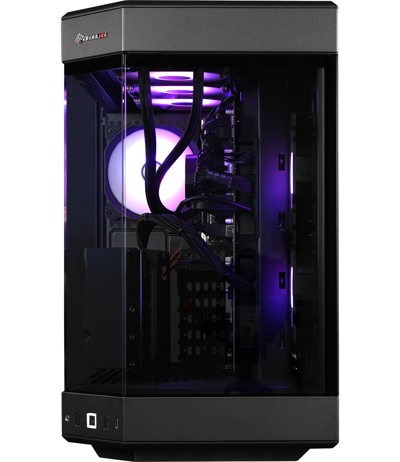 Boîtier d'ordinateur avec panneau latéral transparent. À l'intérieur, les composants sont éclairés en violet.