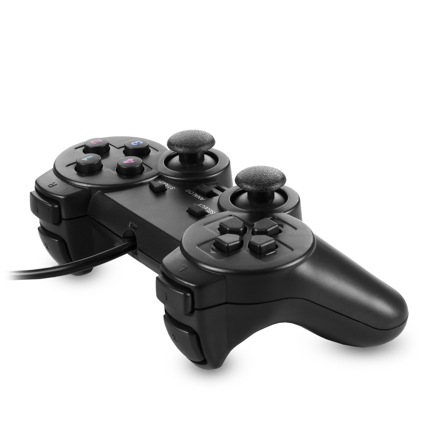Mando negro con botones y joysticks. Tiene un cable para conectar.