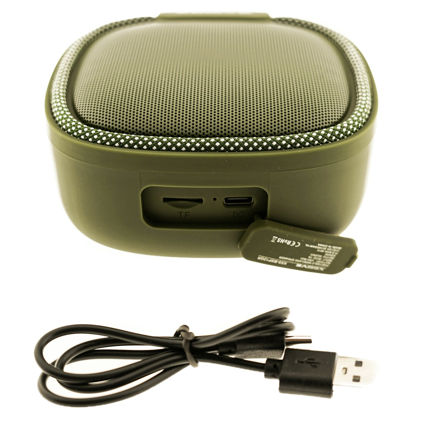 Ein kleiner, olivgrüner Lautsprecher mit USB-Kabel und TF/DC-Anschluss.