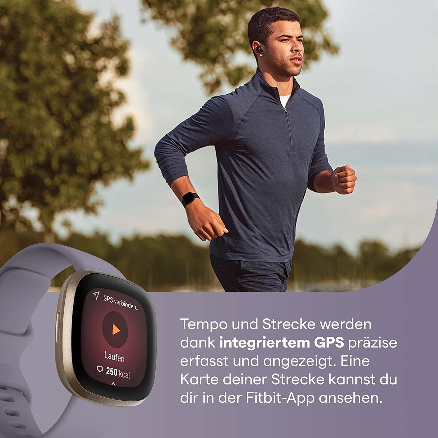 Ein Mann, der draußen läuft, mit einer Smartwatch, die eine Laufoberfläche anzeigt. Bäume im Hintergrund.