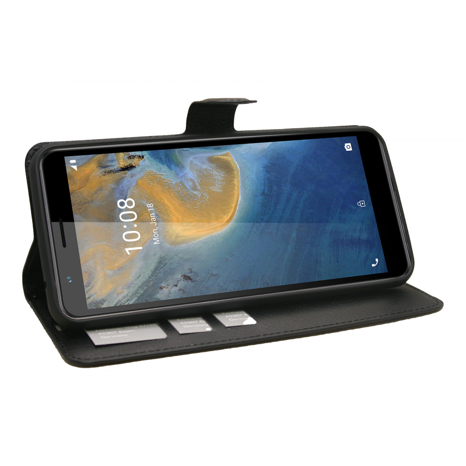 Schwarzes Telefon in schwarzer Ledertasche, geöffnet, um den Bildschirm mit der Uhrzeit anzuzeigen.