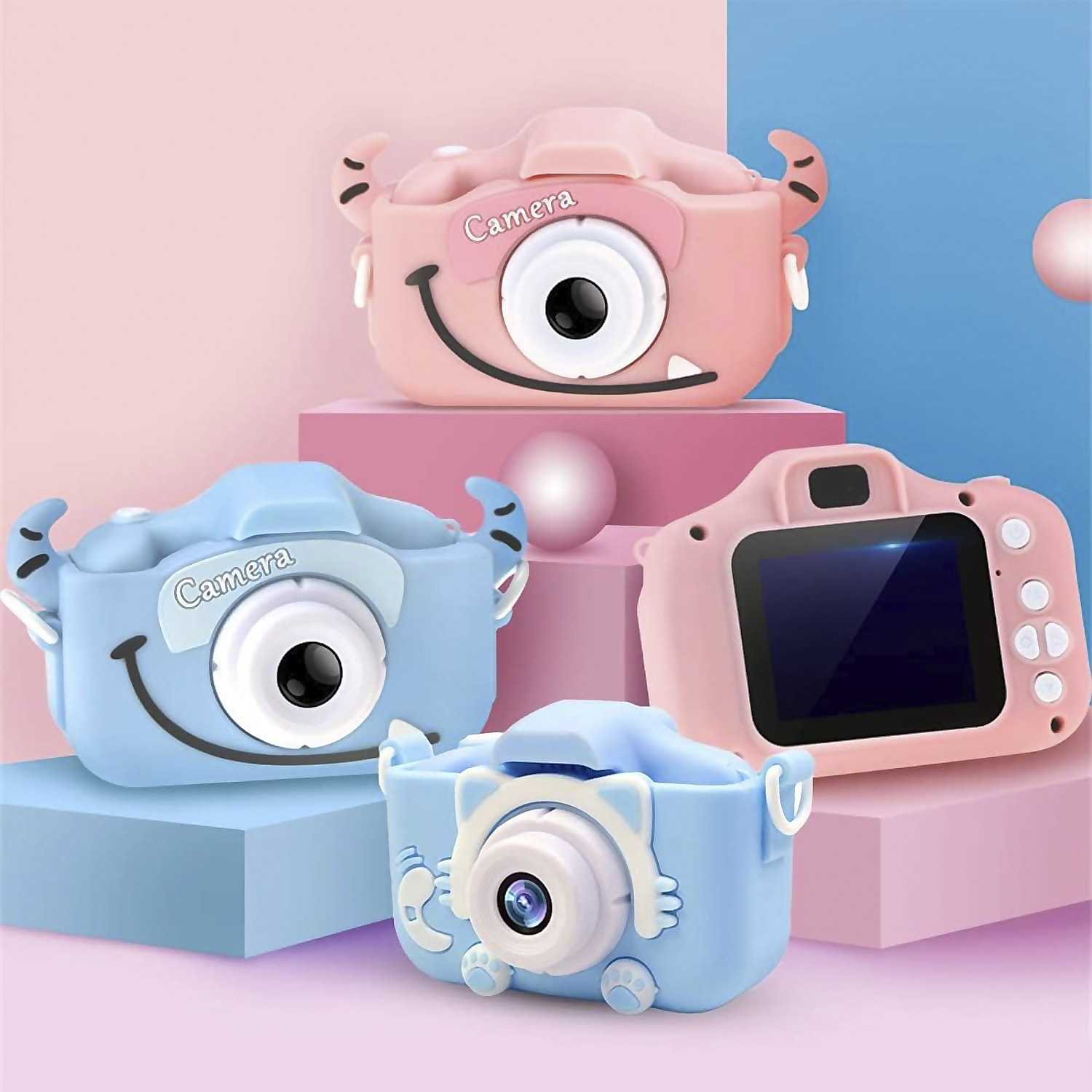 Drei bunte Spielzeugkameras. Rosa, blaue und rosa Kameras mit cartoonartigen Designs. Rosa und blauer Hintergrund.