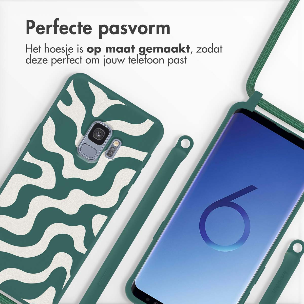 Custodia verde per telefono con motivo a onde bianche, primo piano del telefono e della custodia.