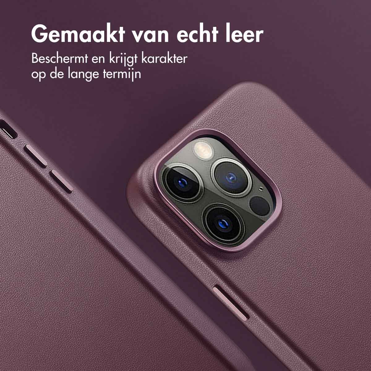 Telefoonhoesje met camera-uitsparing. Tekst: Gemaakt van echt leer. Beschermt en krijgt karakter na verloop van tijd.