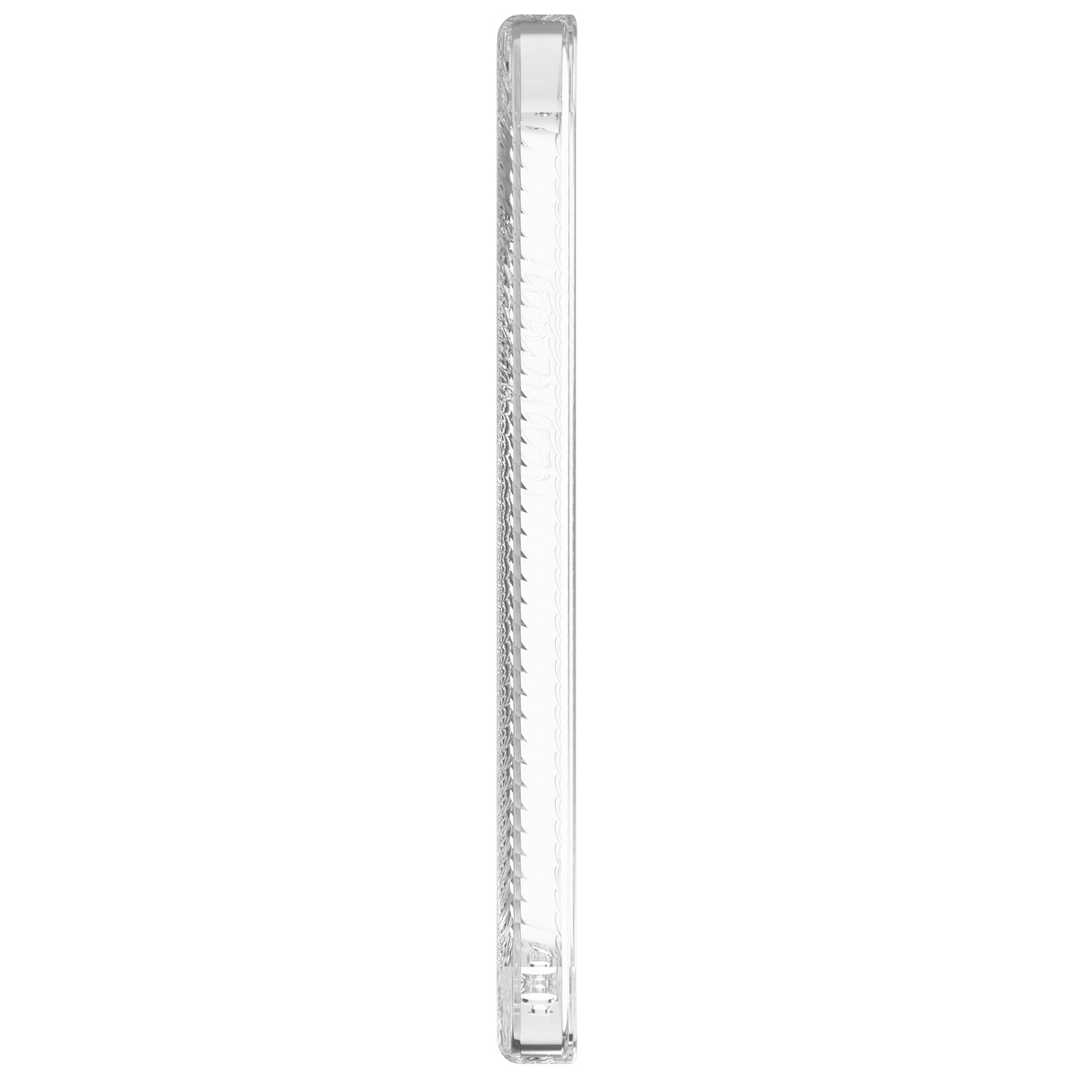 Vue de profil d'une coque de téléphone transparente. Montre le côté de la coque avec un design texturé.