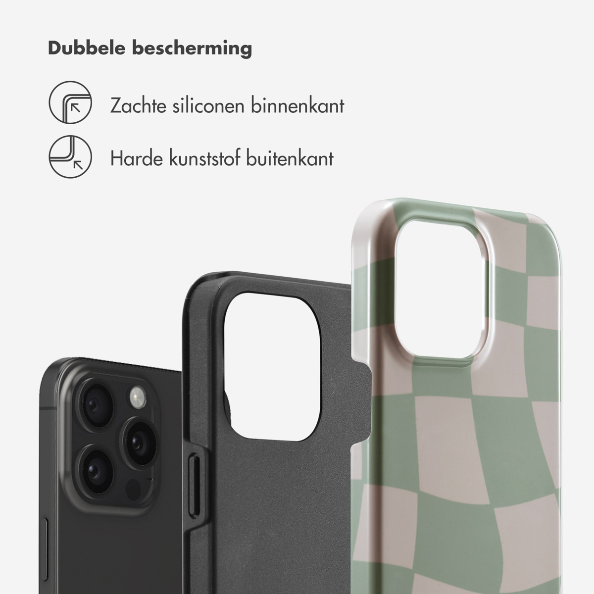 Telefoonhoes onderdelen: een telefoon, een zwarte middenlaag en een groen-witte geblokte buitenlaag.
