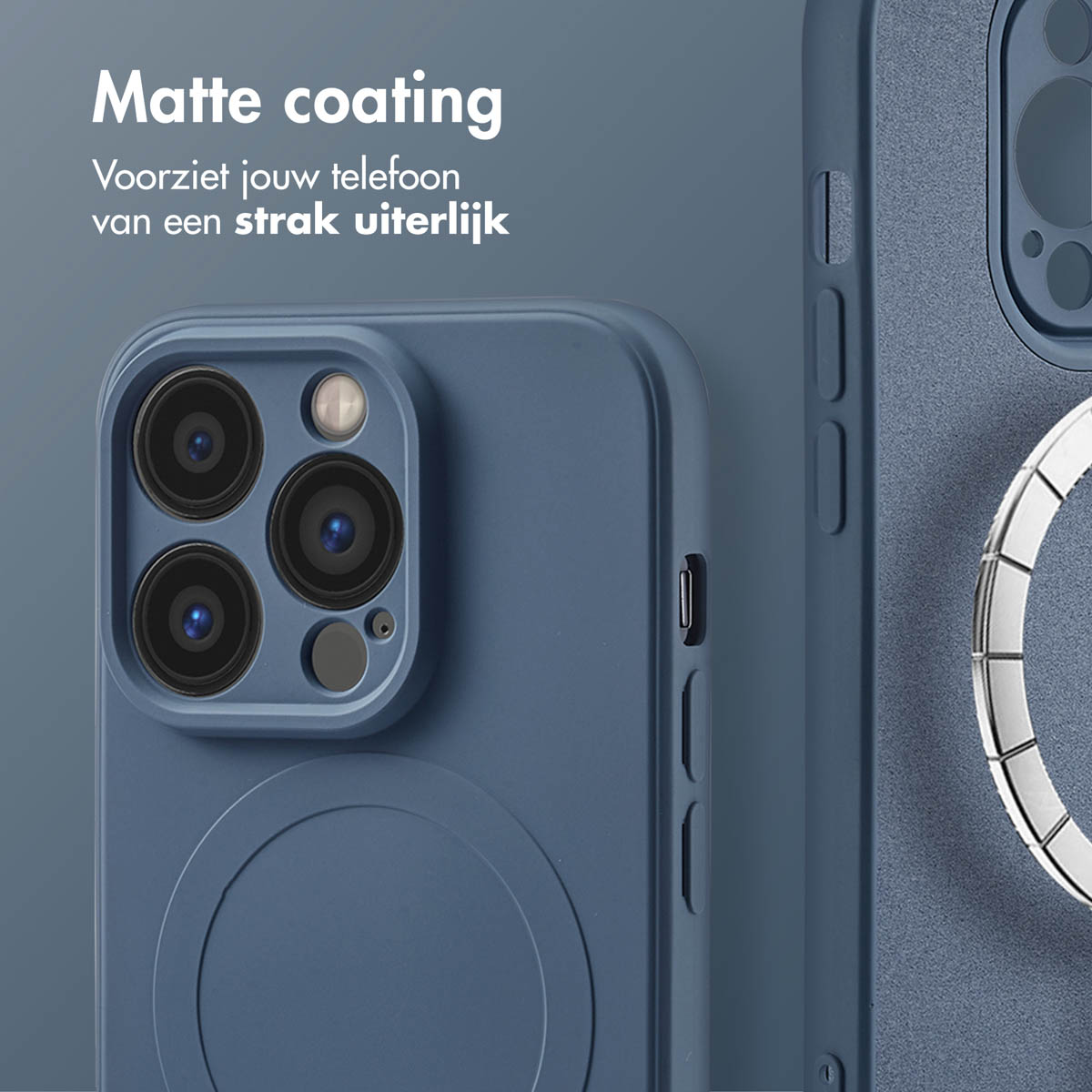 Twee telefoonhoesjes, één blauwe en één zwarte, met een MagSafe-ring. Ze hebben een matte coating.